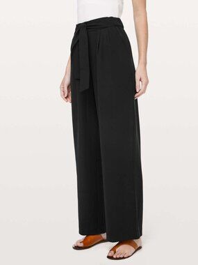 Lululemon Noir Pant Black Size 6
